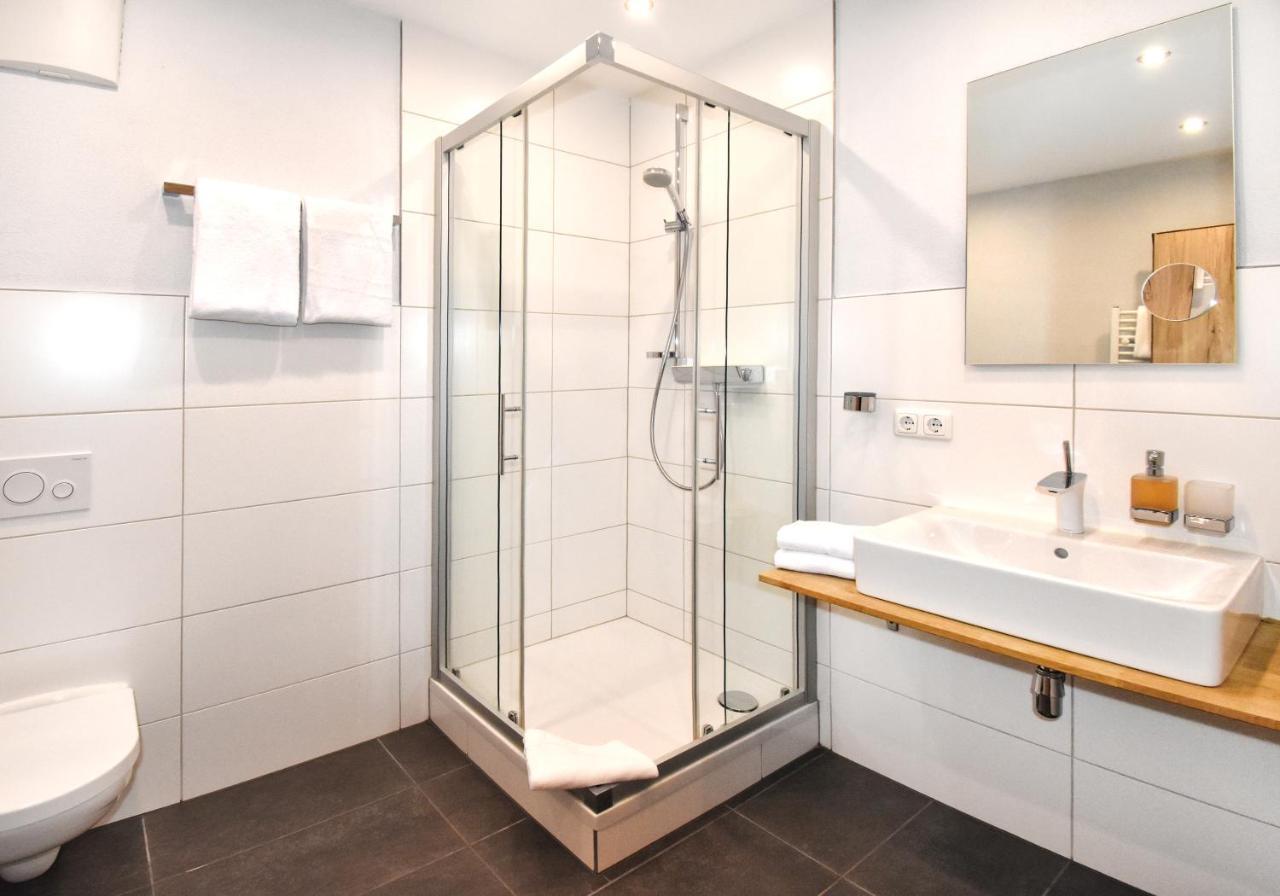 8Peaks Hotel Пфронтен Екстериор снимка